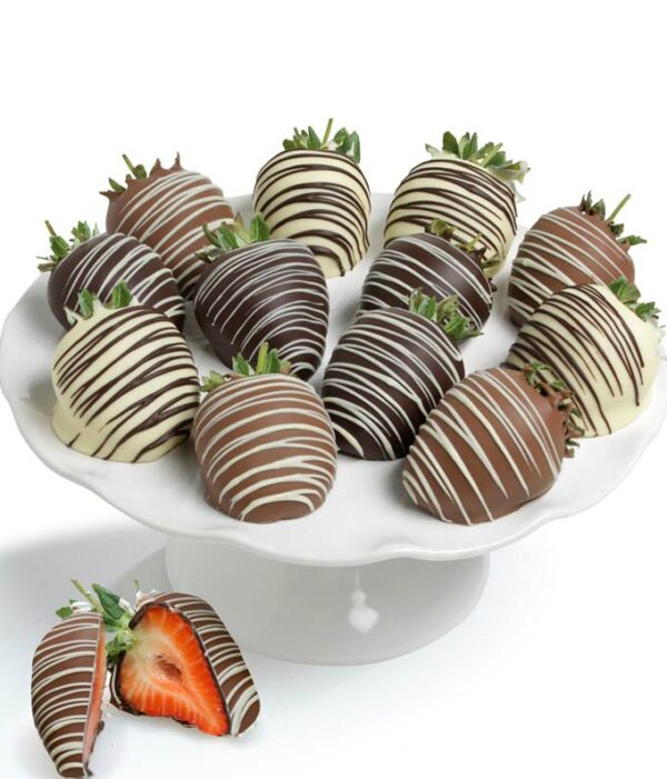 Belgian Chocolate Dipped Strawberries - 12 Pieces - Regular