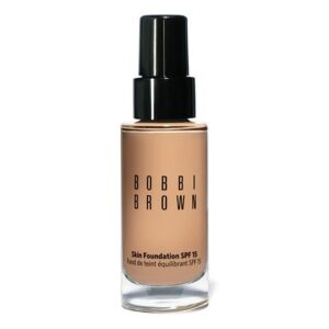 Bobbi Brown Skin Foundation SPF 15, Beige - 1.0 fl oz / 30 mL