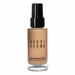 Bobbi Brown Skin Foundation SPF 15, Natural - 1.0 fl oz / 30 mL