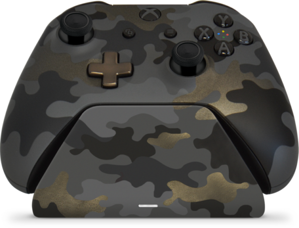 Controller Gear Xbox Pro Charging Stand Night Ops Camo Special Edition (previous model)