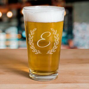 Engraved Initial Laurel Wreath Beer Glass