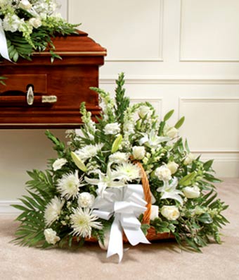 Flowers - White Mixed Fireside Basket - Regular