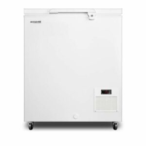 Summit EL11LT Accucold 30 Inch Wide 4.8 Cu. Ft. Capacity Chest Freezer White Medical Appliances Freezer Chest