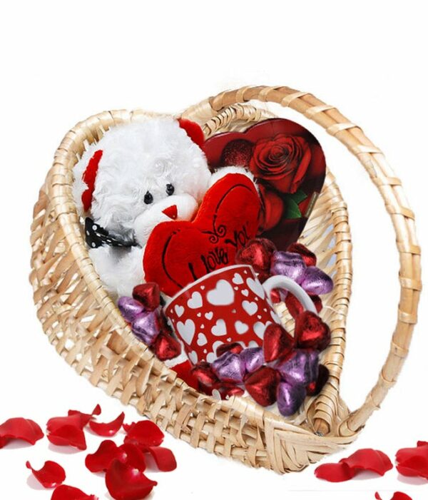 Valentines Bear Basket - Regular