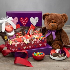 Valentine's Day Gift Basket - Hugs & Kisses
