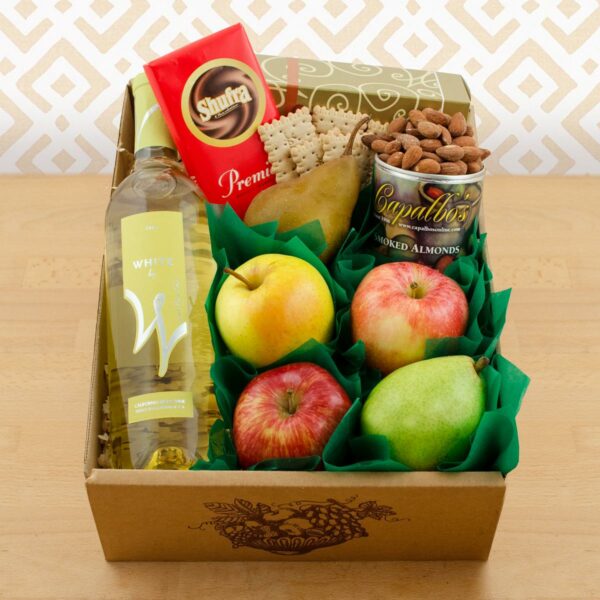 winebasket.com | White Wine, Fruit & Snax Gift Box