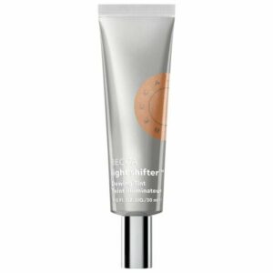 BECCA Cosmetics Light Shifter Dewing Tint Tinted Moisturizer Light Year 4 1 oz / 30 mL