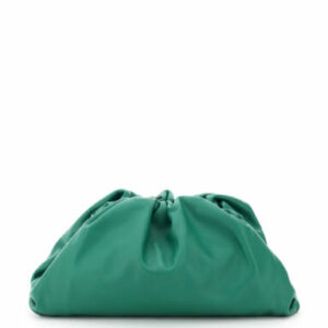 BOTTEGA VENETA THE POUCH LEATHER CLUTCH OS Green Leather