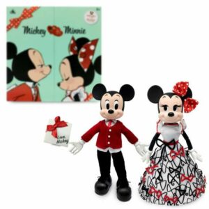 Mickey and Minnie Mouse Limited Edition Sweethearts Doll Set Official shopDisney