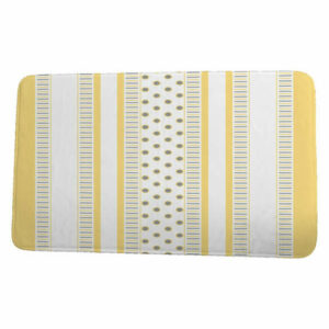 Upscale Getaway Comb Dot Stripe Print Bath Mat, Gray, 21"x34"