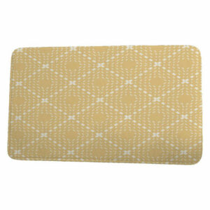 Upscale Getaway Dots & Dashes Geometric Print Bath Mat, Gold, 21"x34"