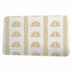 Upscale Getaway Wacky Stripe Geometric Print Bath Mat, Gold, 17"x24"