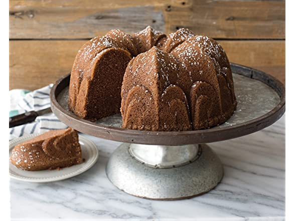 Nordic Ware Fleur De Lis Cast Aluminum Bundt Pan